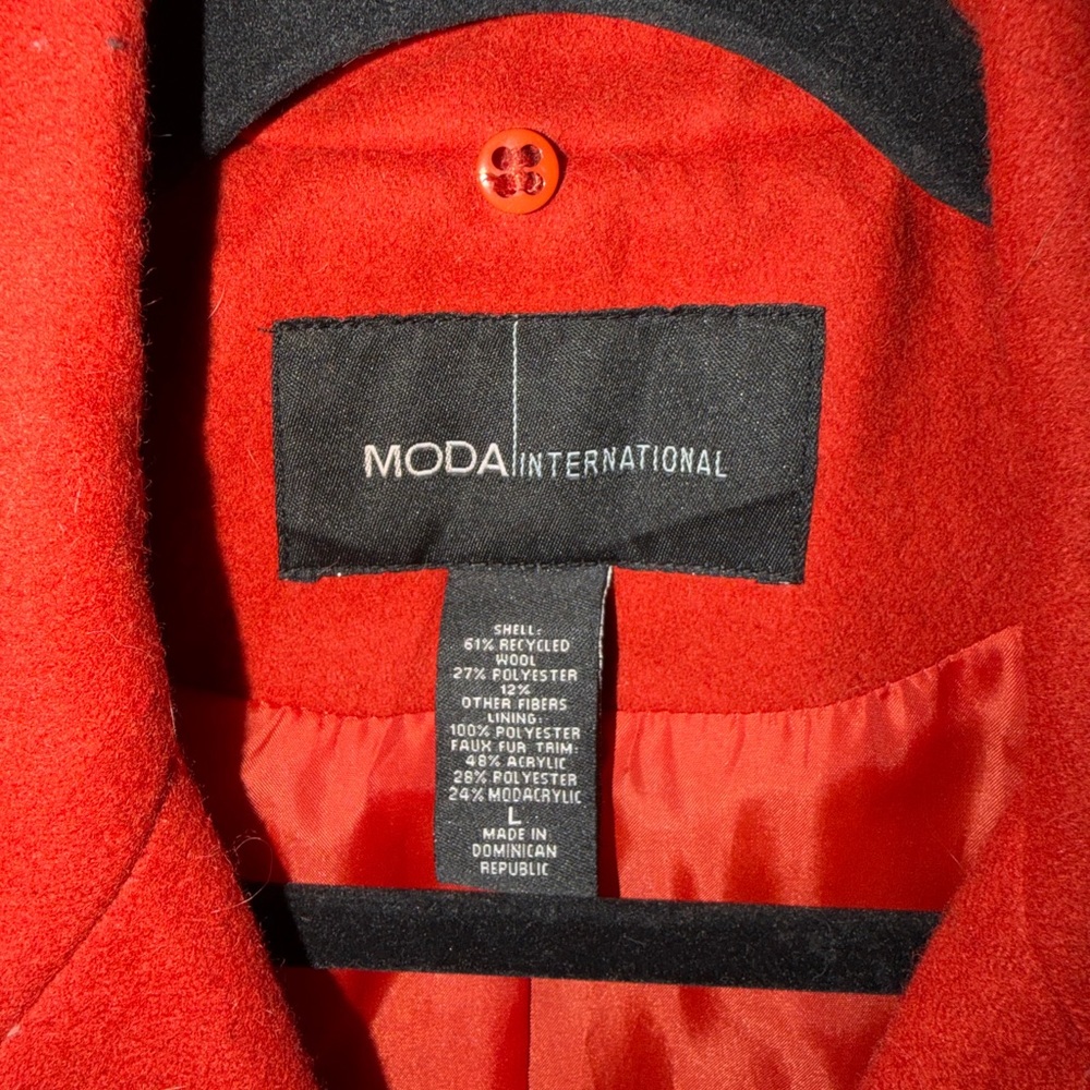 Moda International Fur Collar Coat - Picture 3 of 3